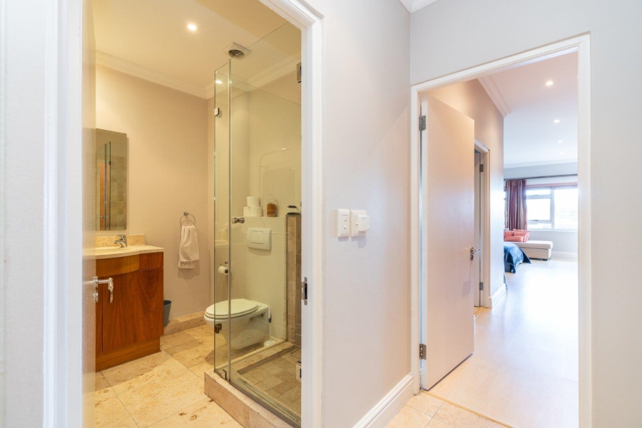 2 Bedroom Property for Sale in Mouille Point Western Cape